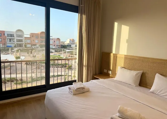 Delightful 2br - Free Pool Access In Kamaran At Elgouna *